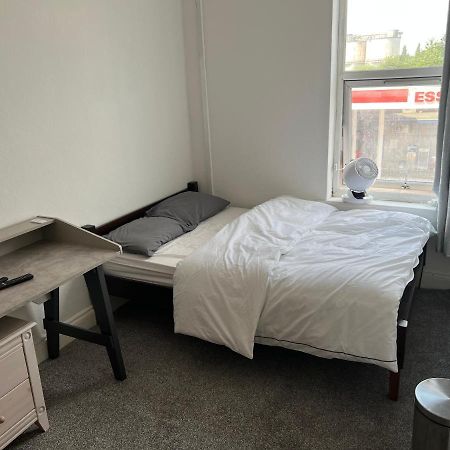 Room In New Flat Walsall Exterior foto